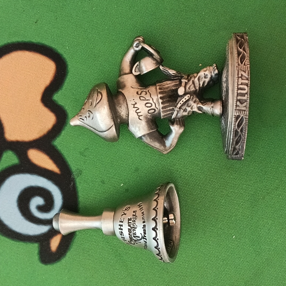 Vintage 1981 pewter mini figures. Very rare Mr oops.
